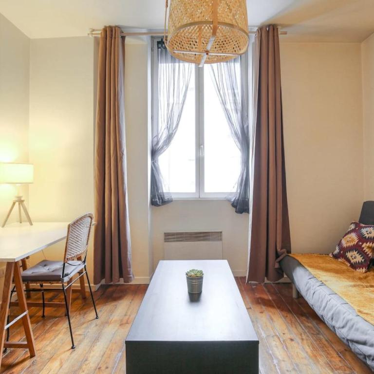 Charming with balcony in the heart of the 7th - Apartment - 15