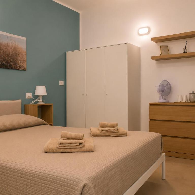 Affittacamere Central Torino - Double Room with Private Bathroom - 6