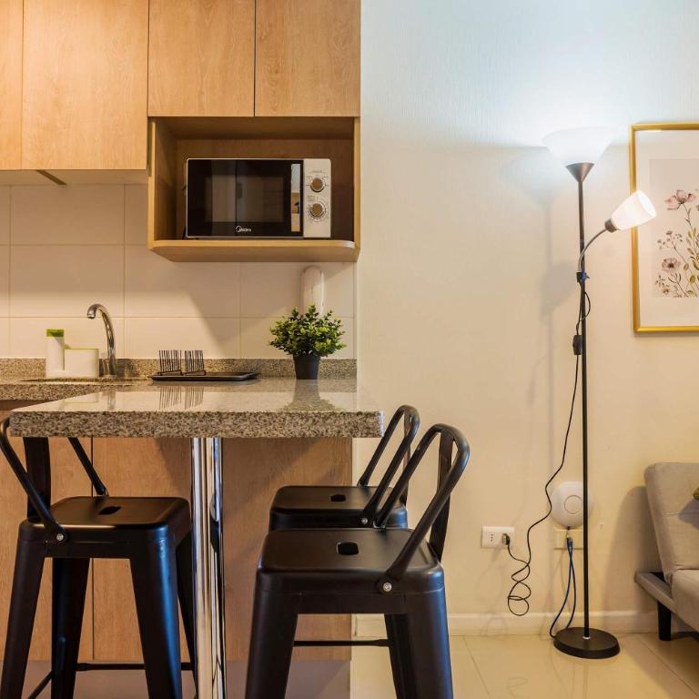 Elegant 1BR Urban Retreat in Santiago Modern Stay - Apartment - 5