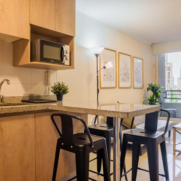 Elegant 1BR Urban Retreat in Santiago Modern Stay - Apartment - 9