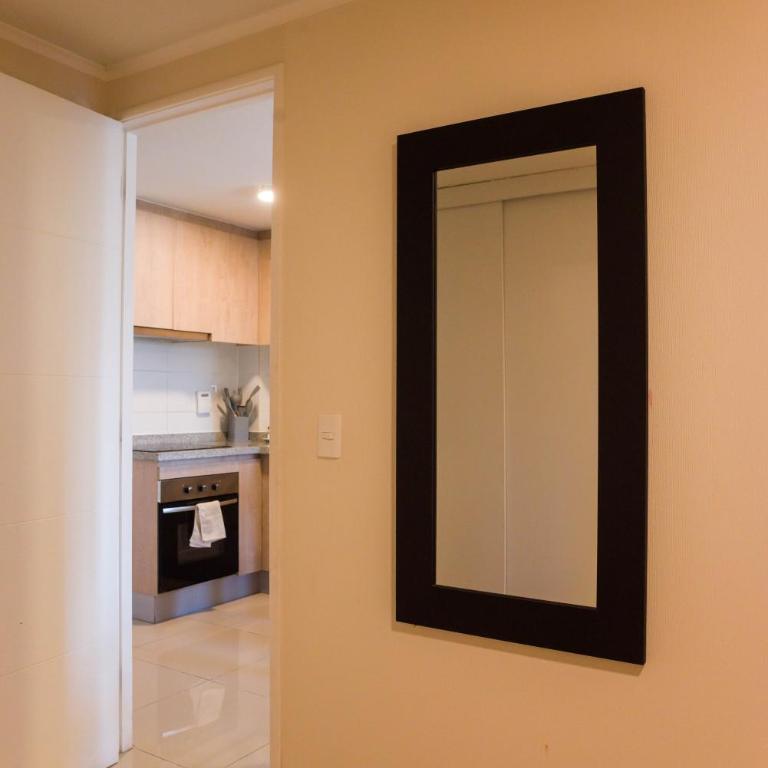 Elegant 1BR Urban Retreat in Santiago Modern Stay - Apartment - 22