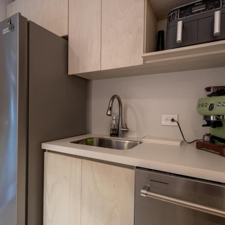 New! 3BR Ocean View apt at Calablanca B6 - Three-Bedroom Apartment with Ocean View - 9