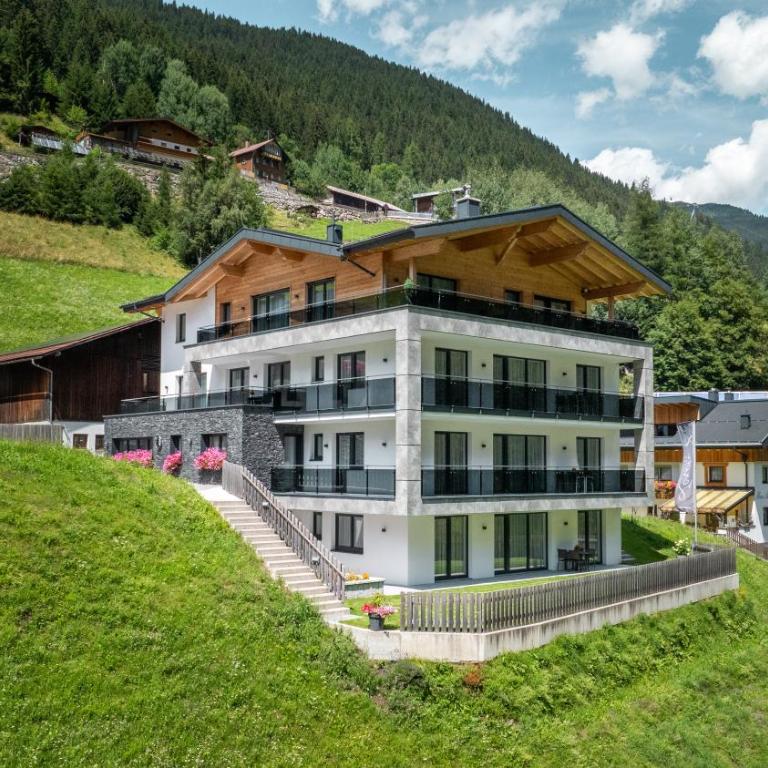 Lerch Suites - Deluxe Apartment mit Garten - 7