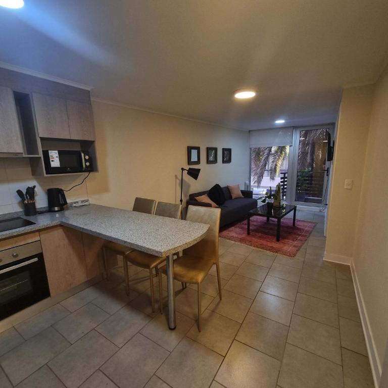 Central 1BR1BA in Santiago Balcony & Nearby Metro - Apartamento - 5