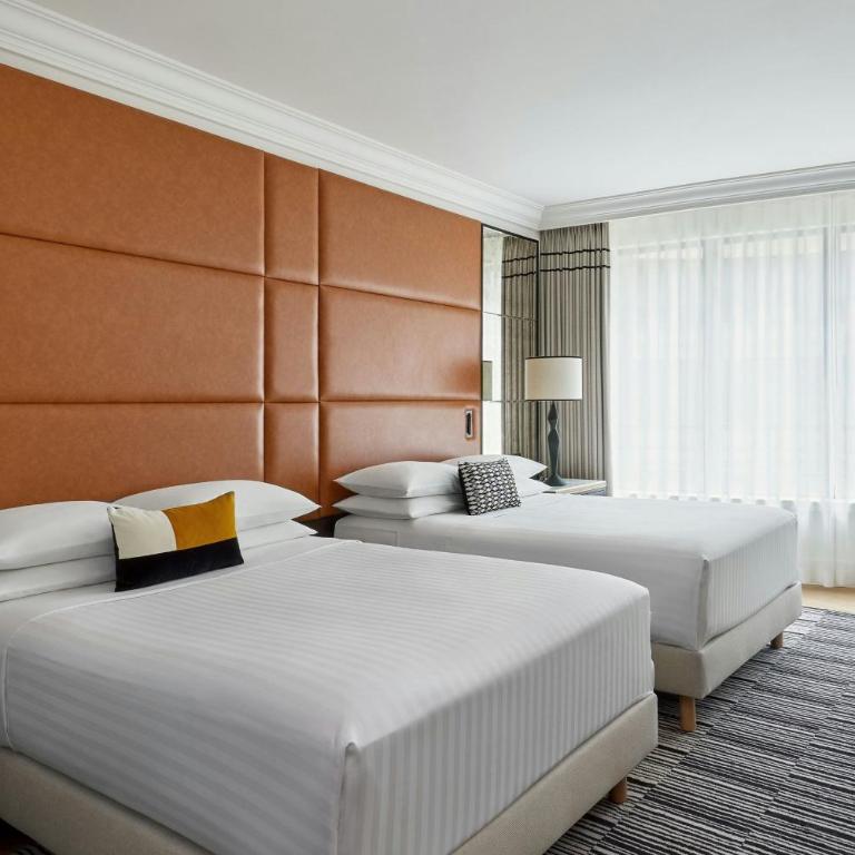 Paris Marriott Champs Elysees Hotel - Chambre pour Famille et Amis - 1