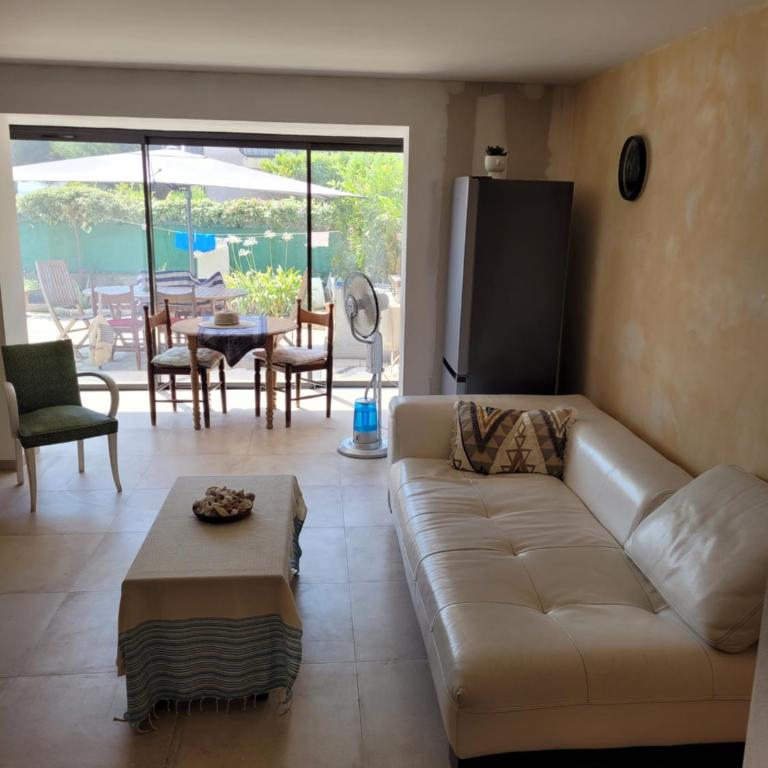 T3 70m2 rénové rdc, 50m plage,climatisé avec grd terrasse l'Argentiére - Appartement 2 Chambres - 10