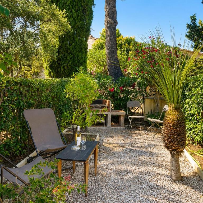 Studio climatisé avec jardin - Appartement 1 Chambre - 3