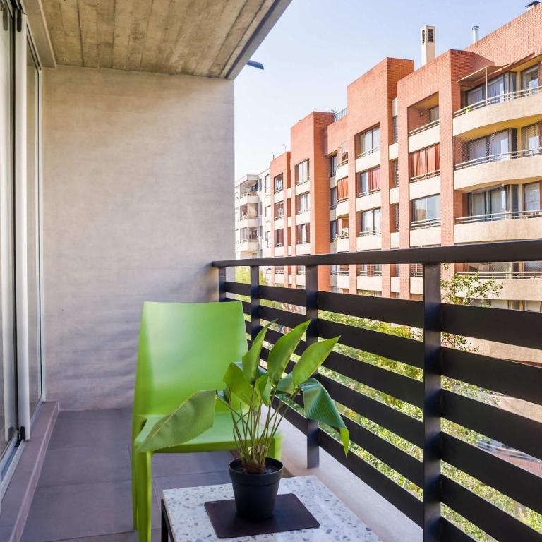 Metro-Accessible Apartment with Terrace Santiago - Apartment - 20