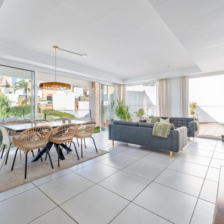 Villa Nórdica in Benalmádena - Villa - 3