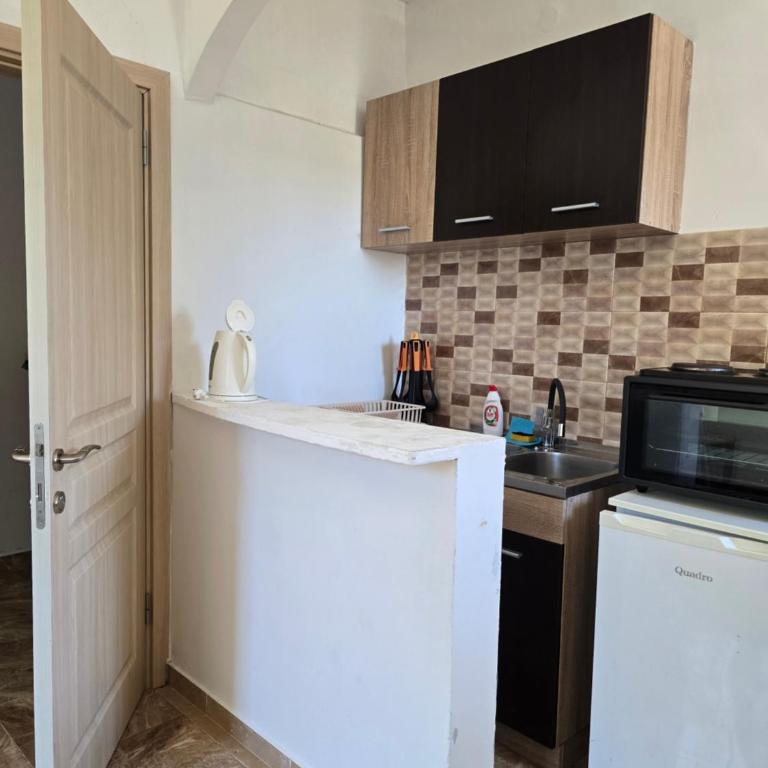 Relax Apartments - Deluks Apartman sa 2 Spavaće Sobe i Pogledom na Vrt - 9