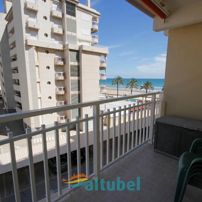 Apartamentos Torre Hirta - Apartamento de 2 dormitorios con vistas al mar - 4