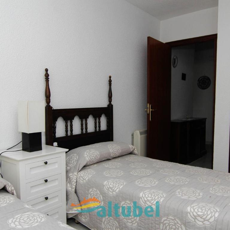 Apartamentos Torre Hirta - Apartamento de 2 dormitorios con vistas al mar - 9