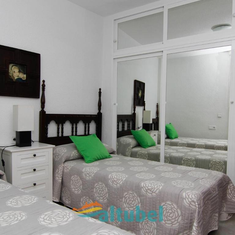 Apartamentos Torre Hirta - Apartamento de 2 dormitorios con vistas al mar - 11