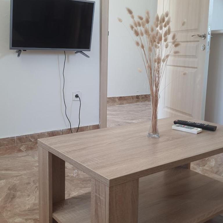 Relax Apartments - Deluks Apartman sa 2 Spavaće Sobe i Pogledom na Vrt - 12