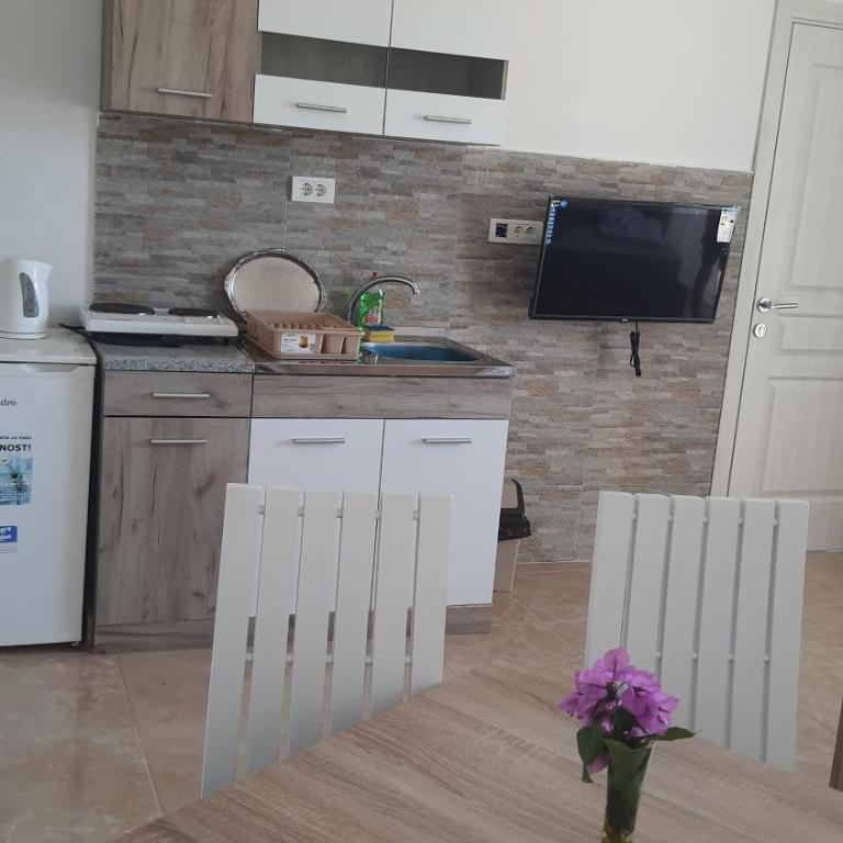 Relax Apartments - Apartman sa 2 Spavaće Sobe i Pogledom na Vrt - 6