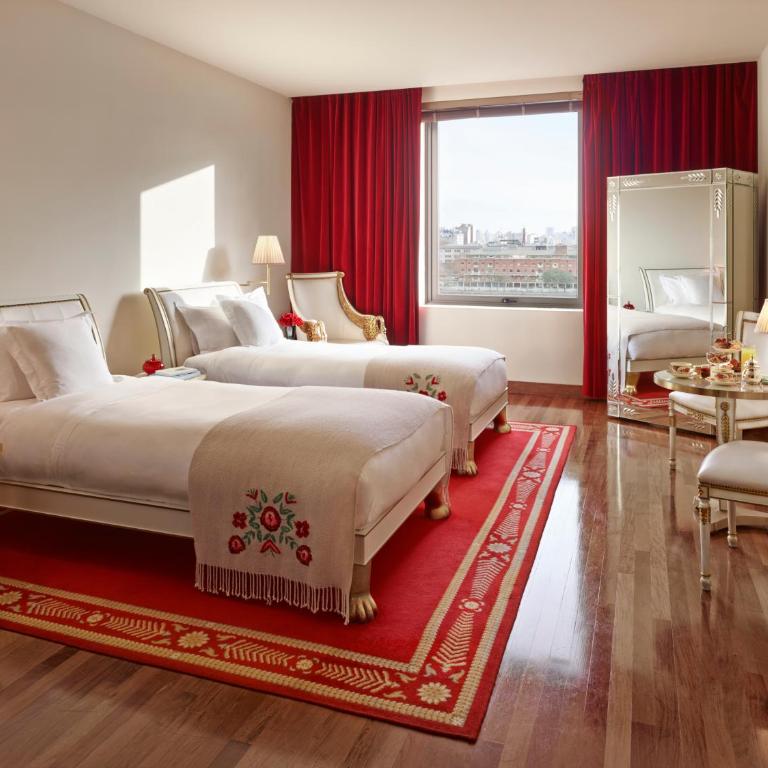 Faena Hotel Buenos Aires - Twin Room with Two Single Beds and Skyline View - 1