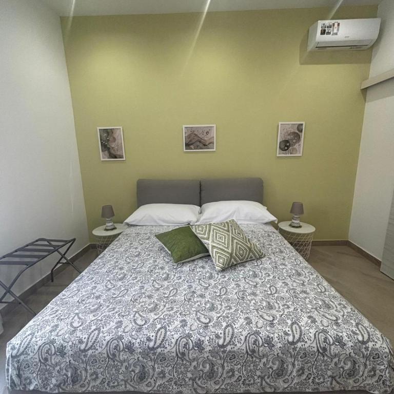 Sicily Rooms Living - Double Room - 4