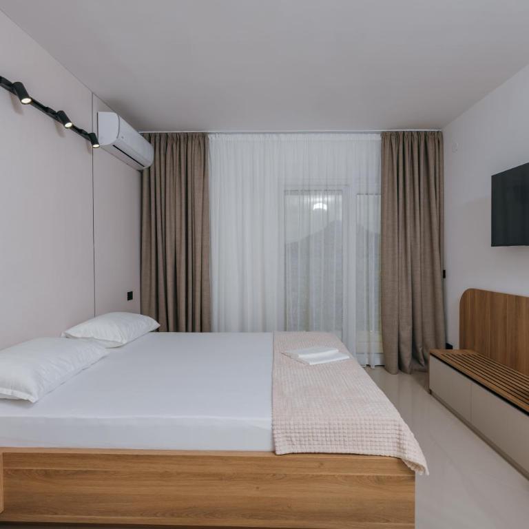 Lusso Apartments - Deluks Studio sa Queen Krevetom - 1