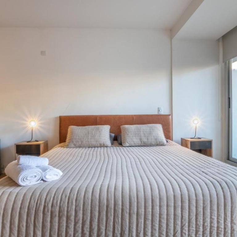 Ideal para ejecutivos con cochera, sala de conferencias, gym, pileta y seguridad 24hs - One-Bedroom Apartment - 14