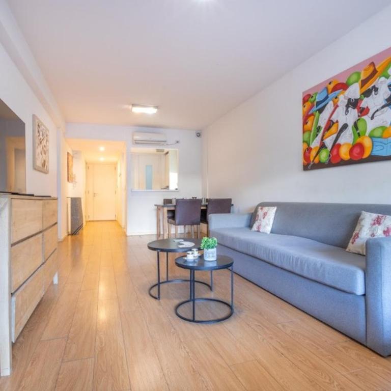 Ideal para ejecutivos con cochera, sala de conferencias, gym, pileta y seguridad 24hs - One-Bedroom Apartment - 17