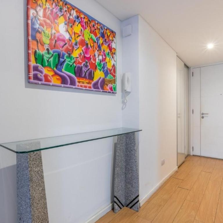 Ideal para ejecutivos con cochera, sala de conferencias, gym, pileta y seguridad 24hs - One-Bedroom Apartment - 38