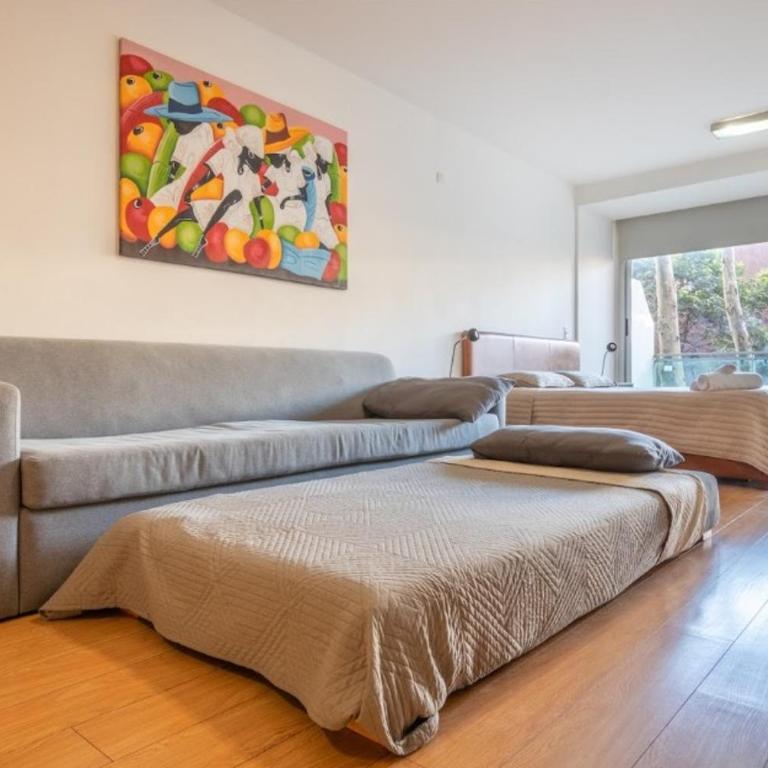 Ideal para ejecutivos con cochera, sala de conferencias, gym, pileta y seguridad 24hs - One-Bedroom Apartment - 3