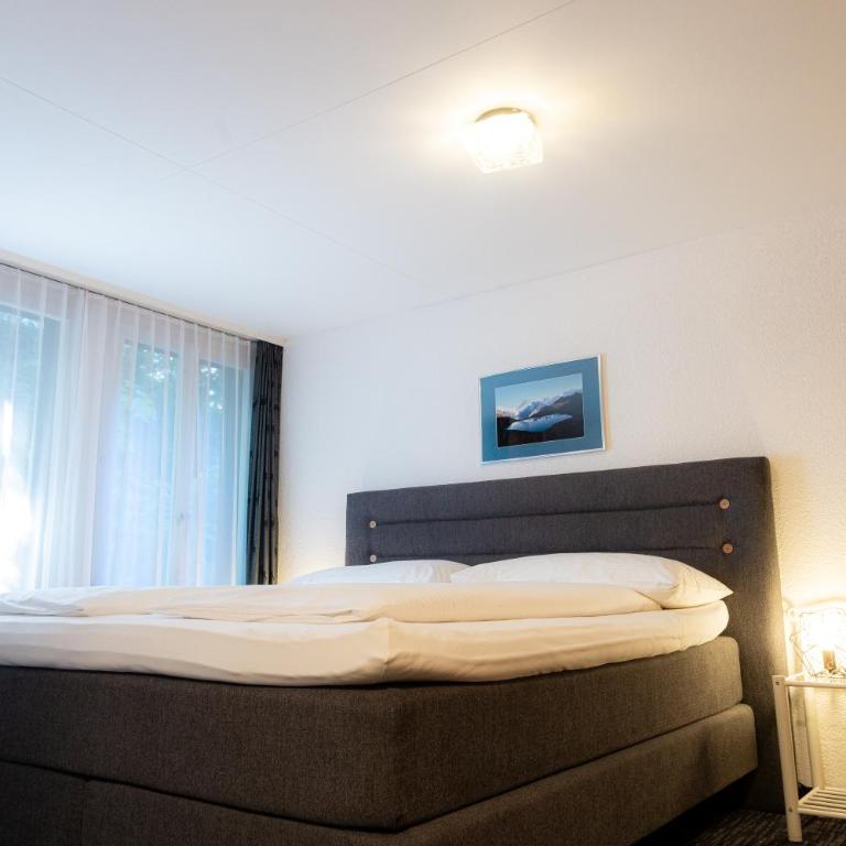 Jungfrau Lodge, Swiss Mountain Hotel - Kleines Doppelzimmer mit eigenem Bad (keine Aussicht) - 2