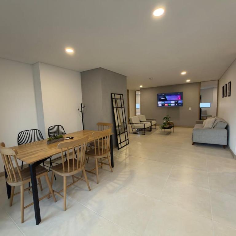 Apartment in Laureles with city views - Three-Bedroom Apartment - 7