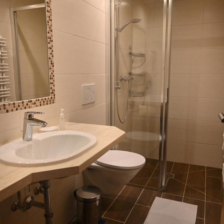 Gästehaus Pürstl-Kocher - Doppelzimmer mit Balkon - 3