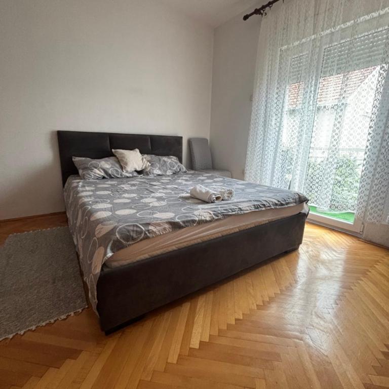 Apartman Buha - Apartman sa 3 Spavaće Sobe - 2