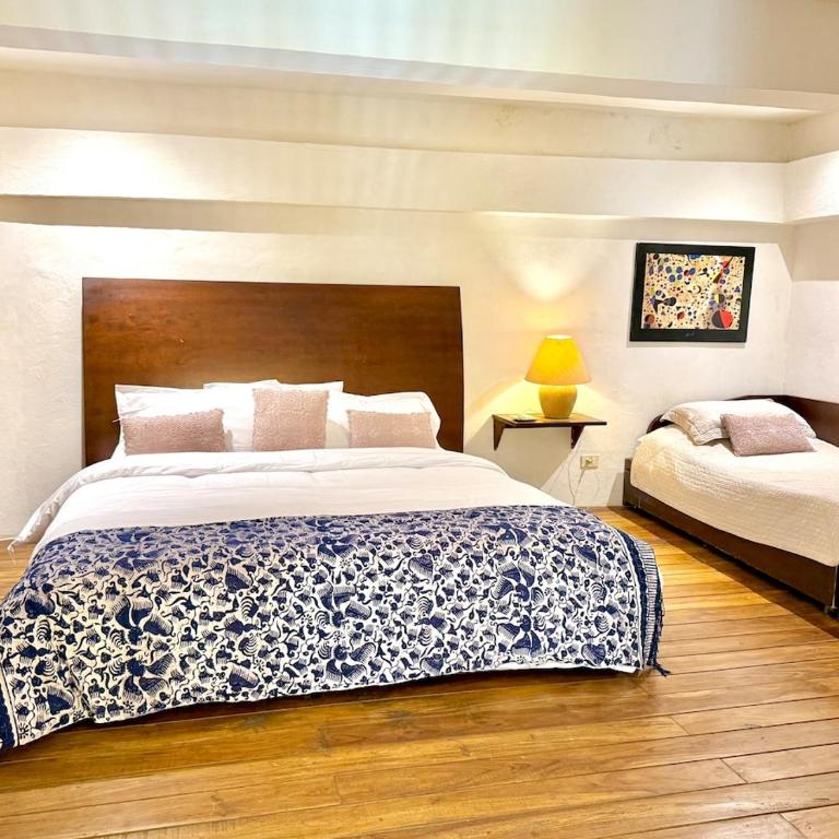 Calamari Homes - El Porvenir 205 - Walled City - Three-Bedroom Apartment - 25