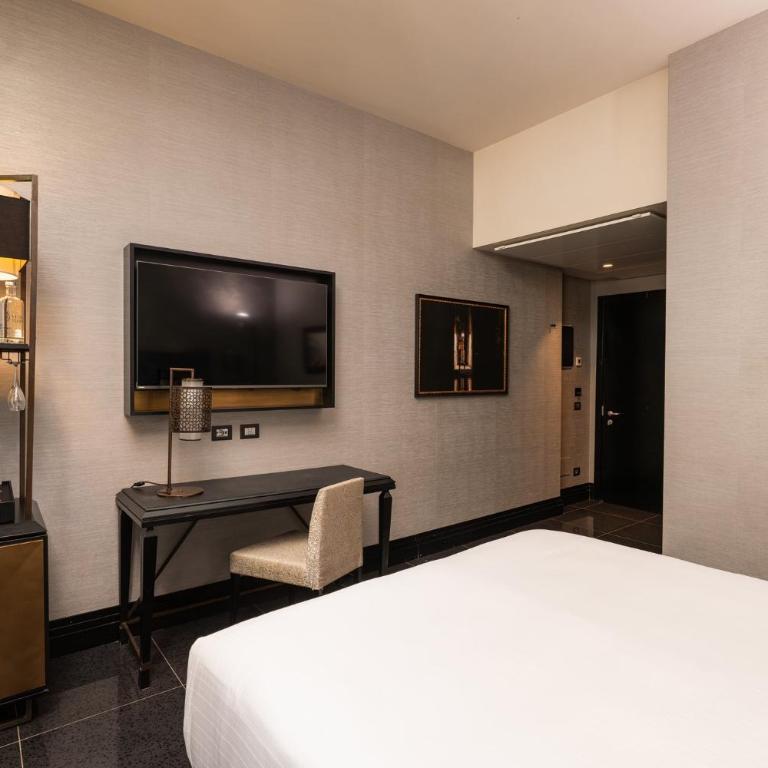 The Venice Times Hotel, Vignette Collection by IHG - Camera Standard - 6
