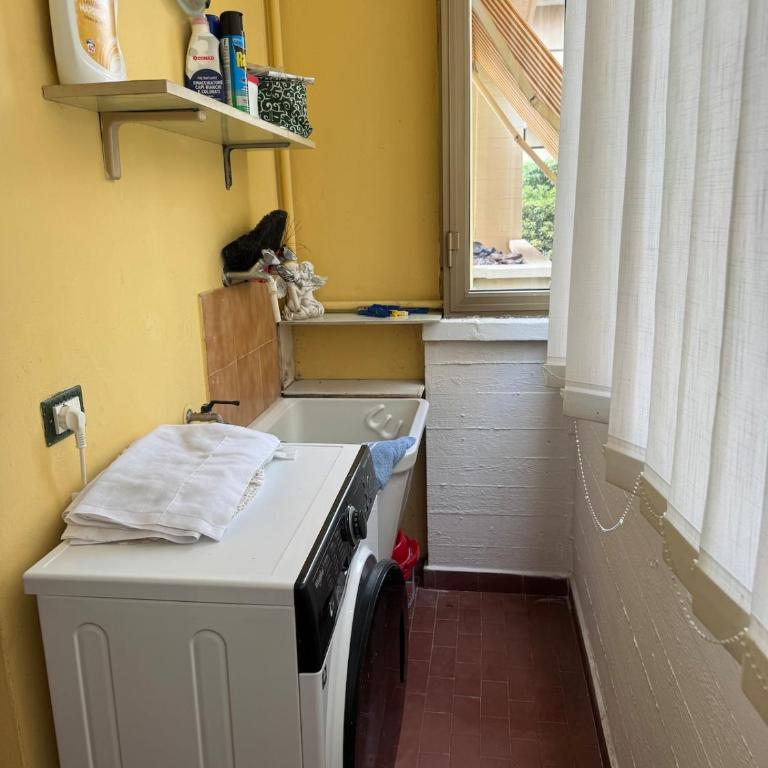Appartamento al piano terra - 1,5km dal mare - Appartamento con 2 Camere da Letto e Balcone - 11