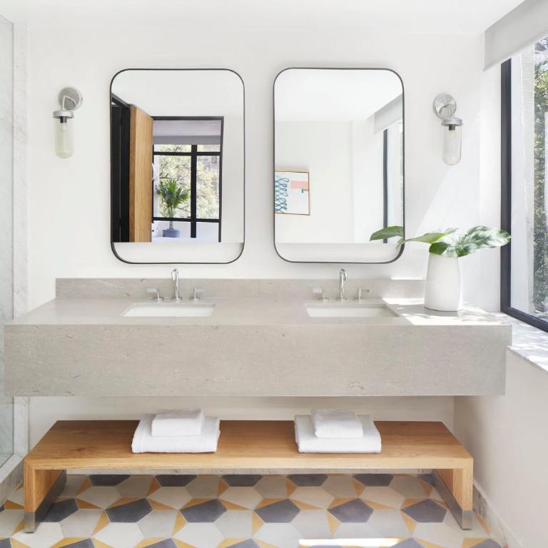 Kimpton El Castelar Polanco by IHG - Premium King Room with Terrace and Spa - 2