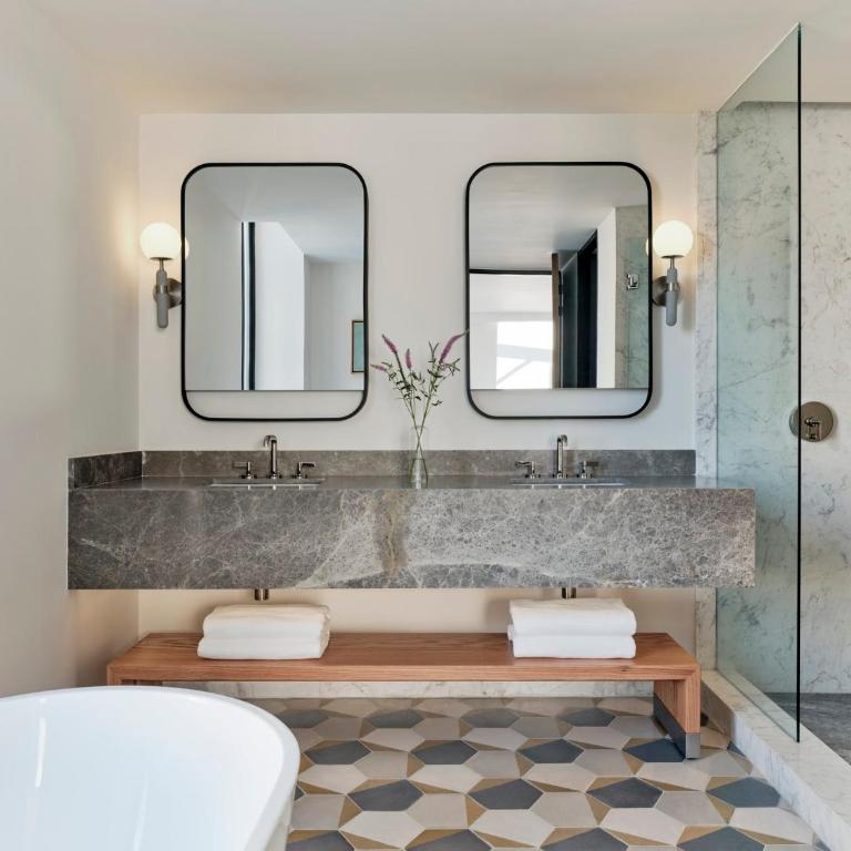 Kimpton El Castelar Polanco by IHG - Premium King Room with Terrace and Spa - 21