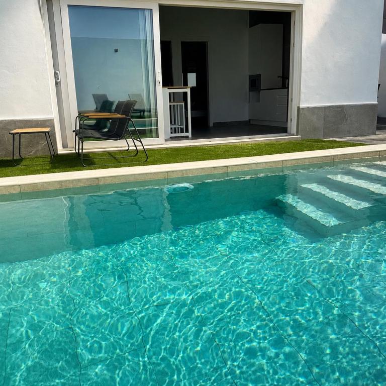 Paradiso Luxury Villa - Two-Bedroom Villa - 1