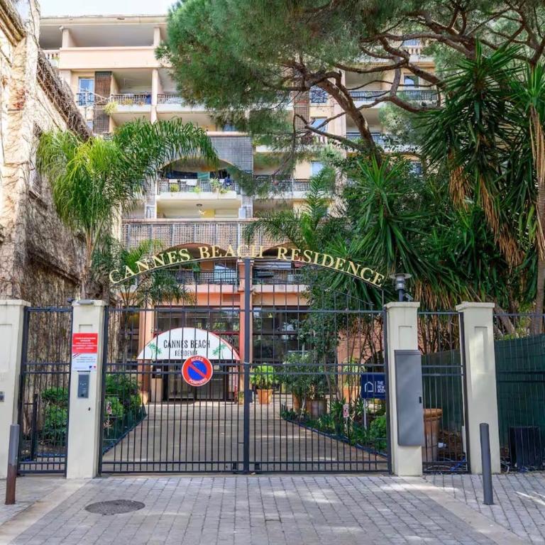 Cannes Beach Residence -Terrace- 2min to Beach - AC - WIFI - Pool - Appartement 1 Chambre - 23