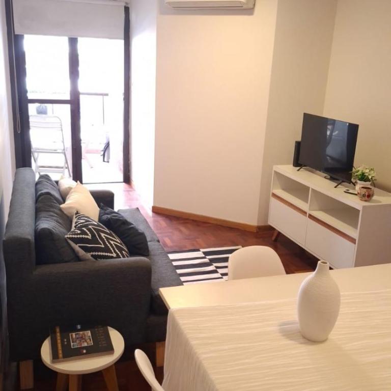 Metros de la terminal, top ubicacion, wifi rapido, cochera en frente - Apartamento de 1 dormitorio - 37