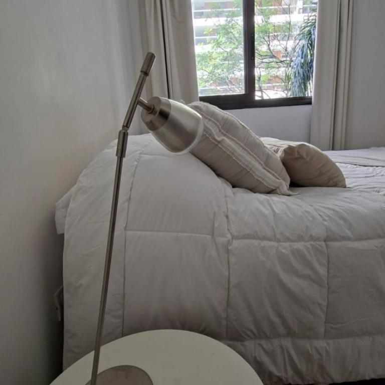 Metros de la terminal, top ubicacion, wifi rapido, cochera en frente - Apartamento de 1 dormitorio - 44