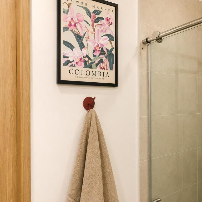 The Serena Stay Luxury BR and Office Near the Beach - Two-Bedroom Apartment - 11