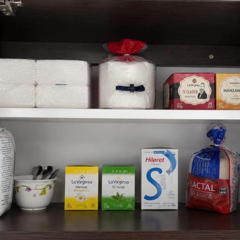 Metros de la terminal, top ubicacion, wifi rapido, cochera en frente - Apartamento de 1 dormitorio - 50