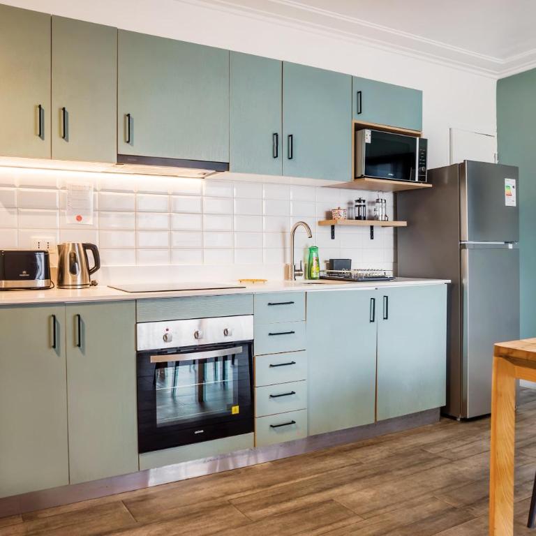 Stylish 2BR Apt Emilio Vaisse Urban Design Stay - Apartment - 8