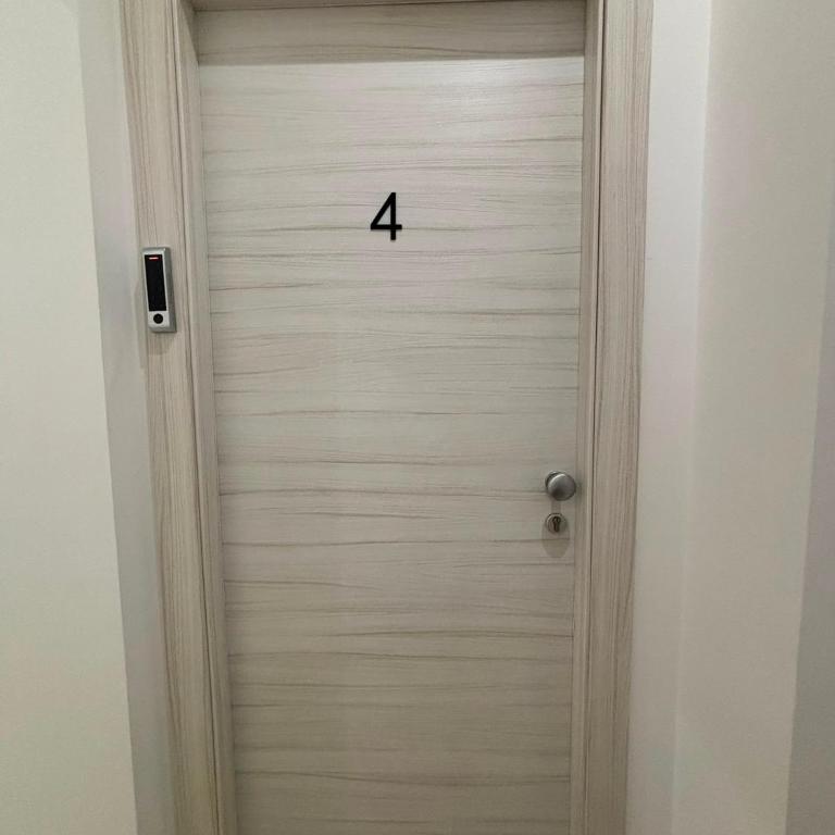 Sicily Rooms Living - Single Room - 1