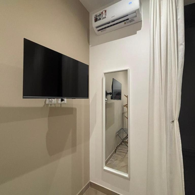 Sicily Rooms Living - Single Room - 8