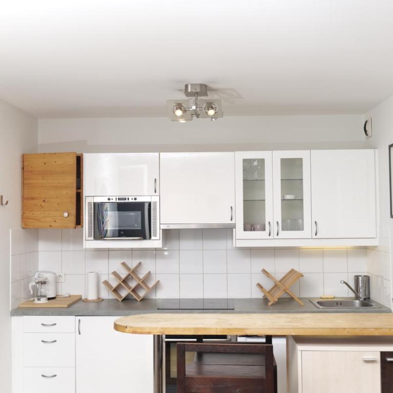 Magnificent Apartment in the Best Central Location of Paris 1 Minute Walk to Train Station - Appartement 1 Chambre - 2