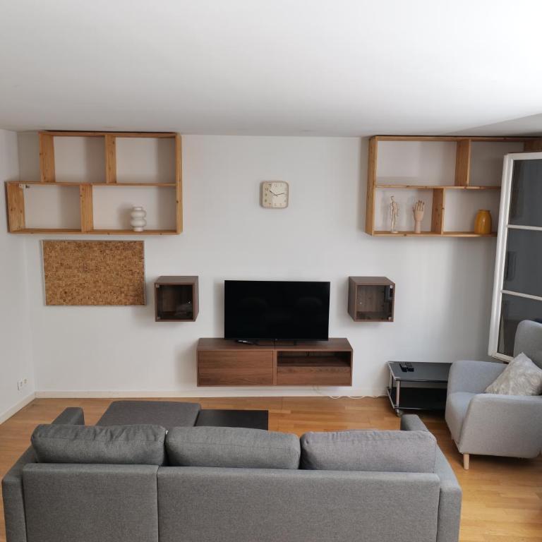 Magnificent Apartment in the Best Central Location of Paris 1 Minute Walk to Train Station - Appartement 1 Chambre - 5