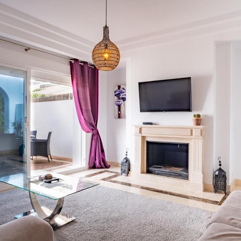 Duplex-penthouse with stunning panoramic view - Suite con vistas a la montaña - 30
