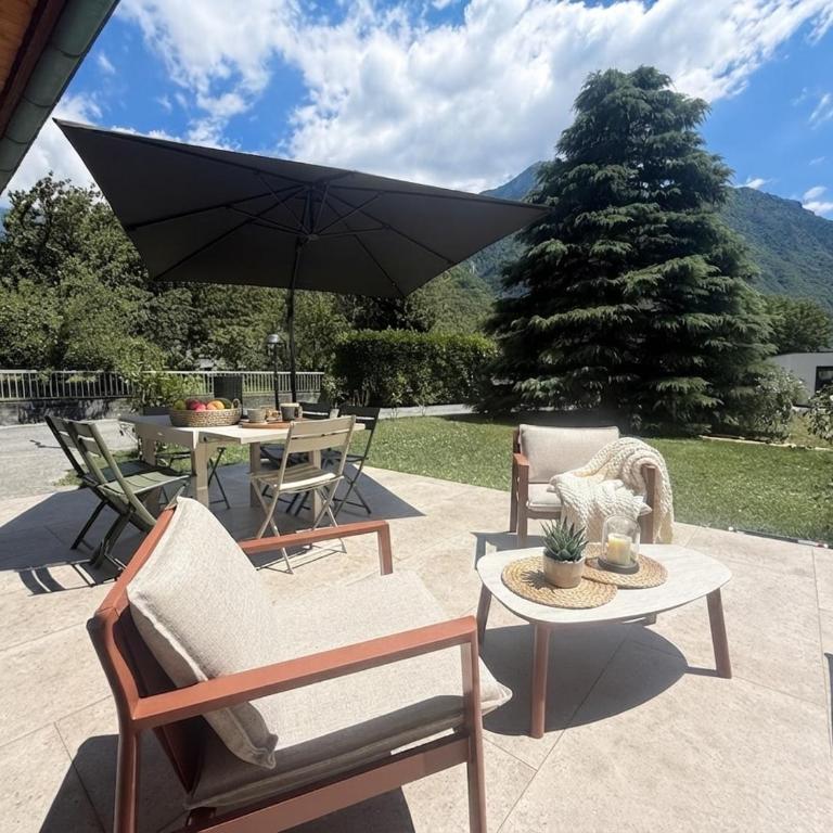 L'Entre Nous Climatisation Terrasse - Appartement 2 Chambres de Luxe avec Vue sur le Jardin - 3