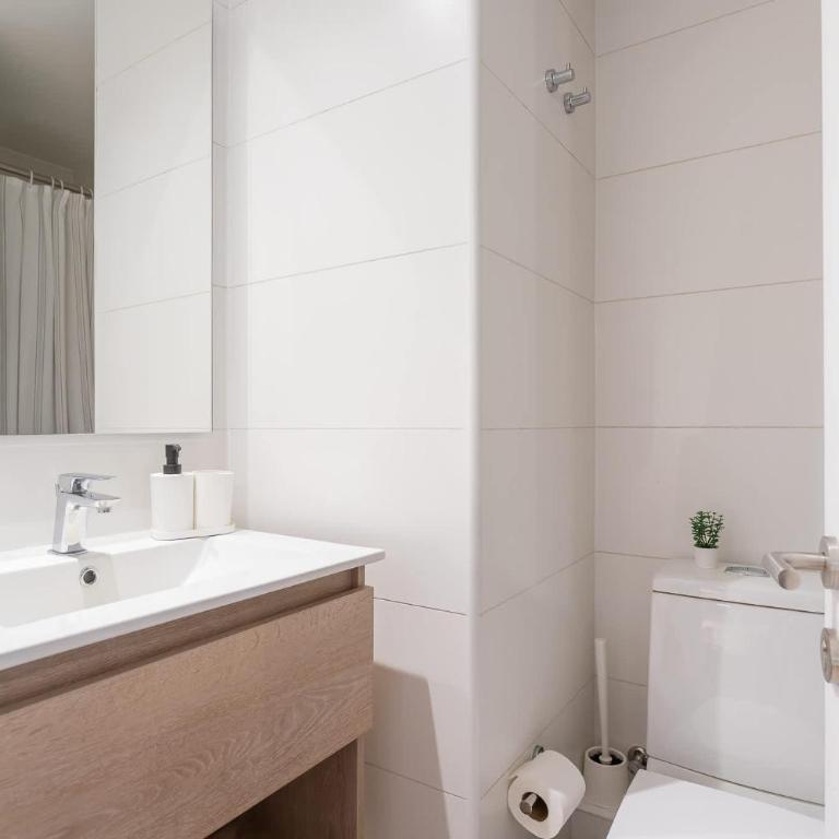 Charming Modern Studio Nunoa Cozy Urban Escape - Apartamento - 10