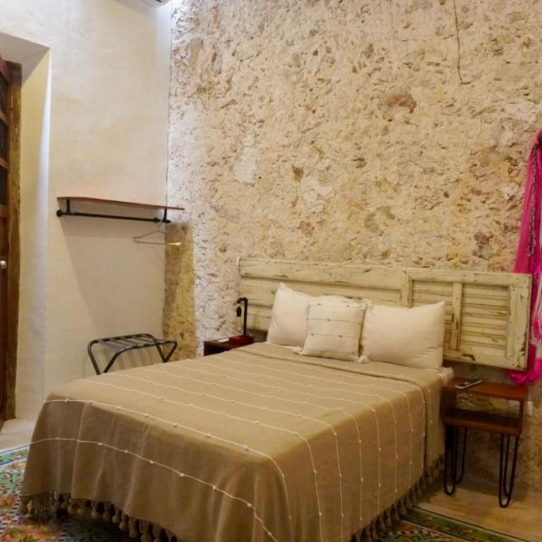 Sesenta1 - Double Room with Private Bathroom - 8